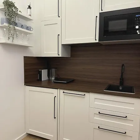 3 Bedrooms & 5 Beds - Near Trade Fair - Messe
