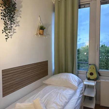 3 Bedrooms & 5 Beds - Near Trade Fair - Messe * Μόναχο