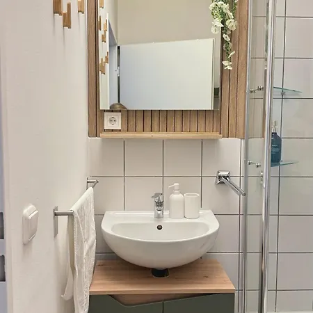 3 Bedrooms & 5 Beds - Near Trade Fair - Messe Διαμέρισμα *